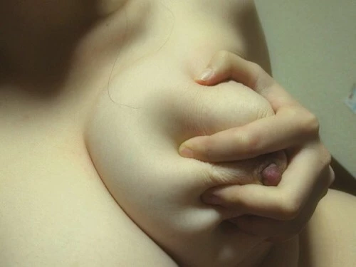 豪乳少妇使劲揉[10P]
