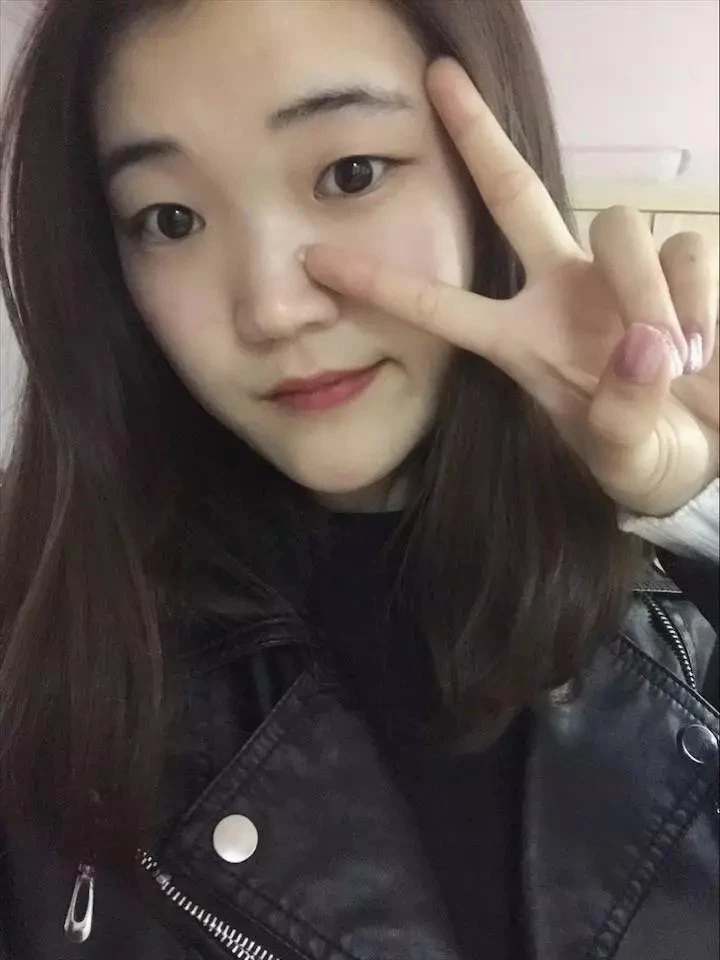 好清纯的美女原来也那幺骚气[10P]