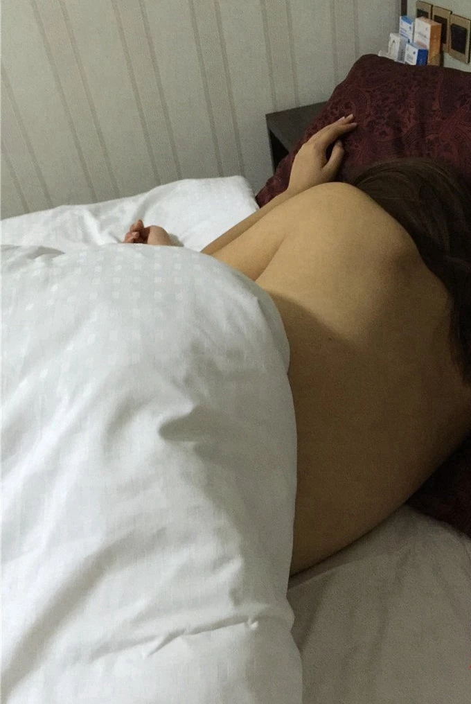 开个房，无套内射[14P]