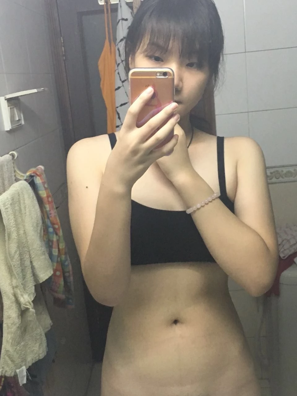 骚货情人浴室自拍[10P]