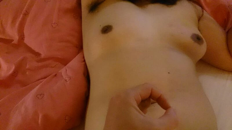 [原创]出租房楼下的看房啊姨趁他老公不在家操了她[16P]