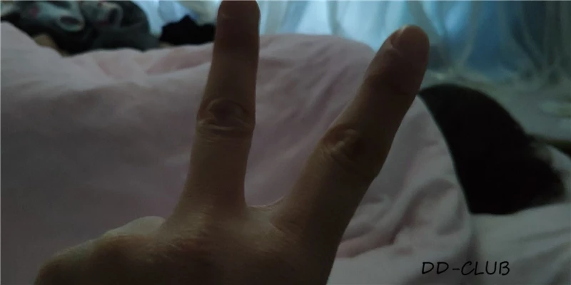 [原创]小媳妇还在调教中拍照很反抗只能靠平时攒下这些 多多评论艹她时候给她看击垮小骚妻[35P]