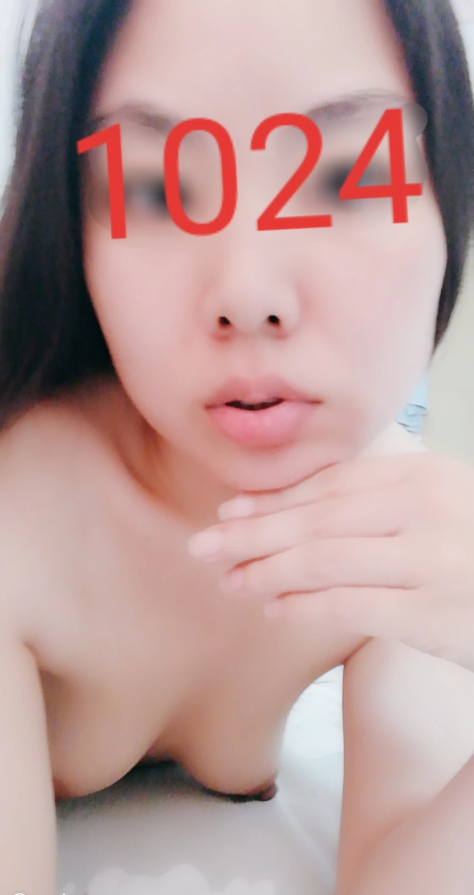 第一次暴露老婆 自拍 口暴 轻微露脸  有点小激动 [17P]