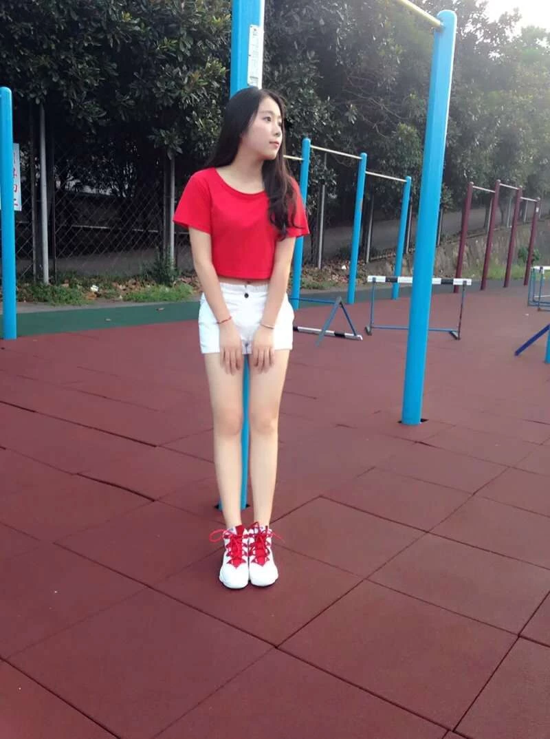 [百度云泄密精选]这个学生妹看起来很清纯操起来一定娇喘连连[44P]