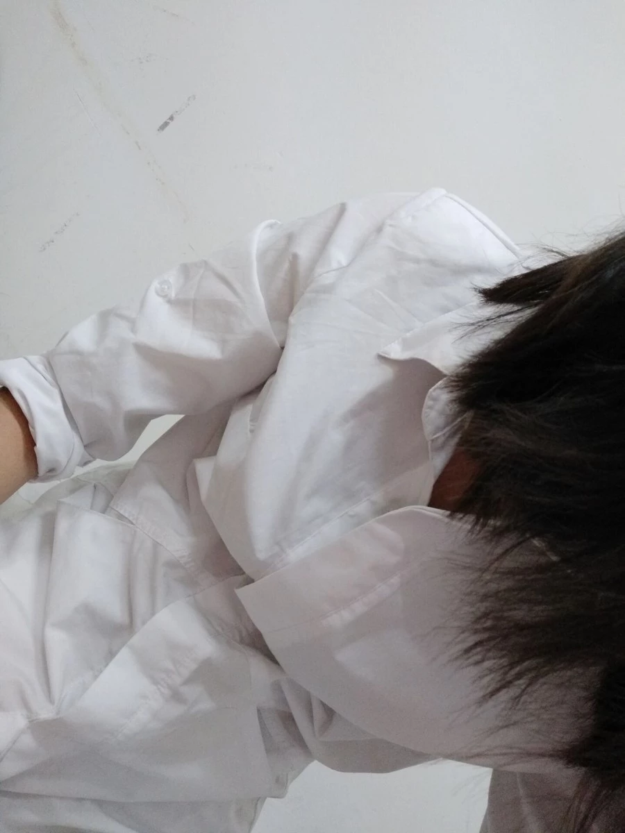 [原创][]之前通过漂流瓶认识的，刚成年，一直微信，现在当护士[57P]