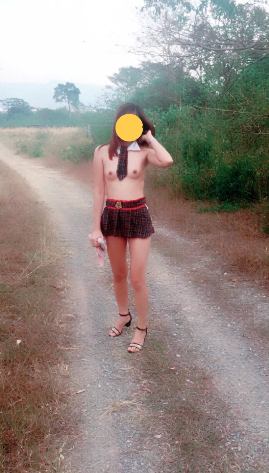 年轻貌美身材好［12P］