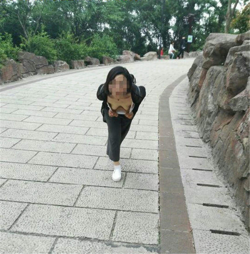 生性豪放哪都敢露［10P］