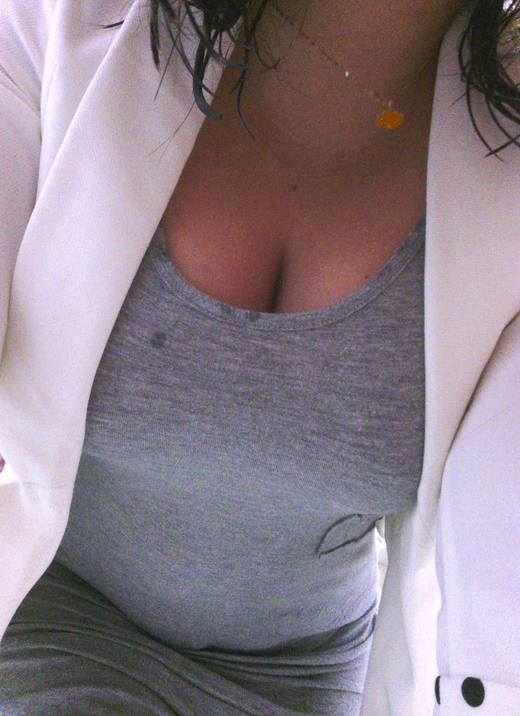 丰乳肥臀的人妻[15P]