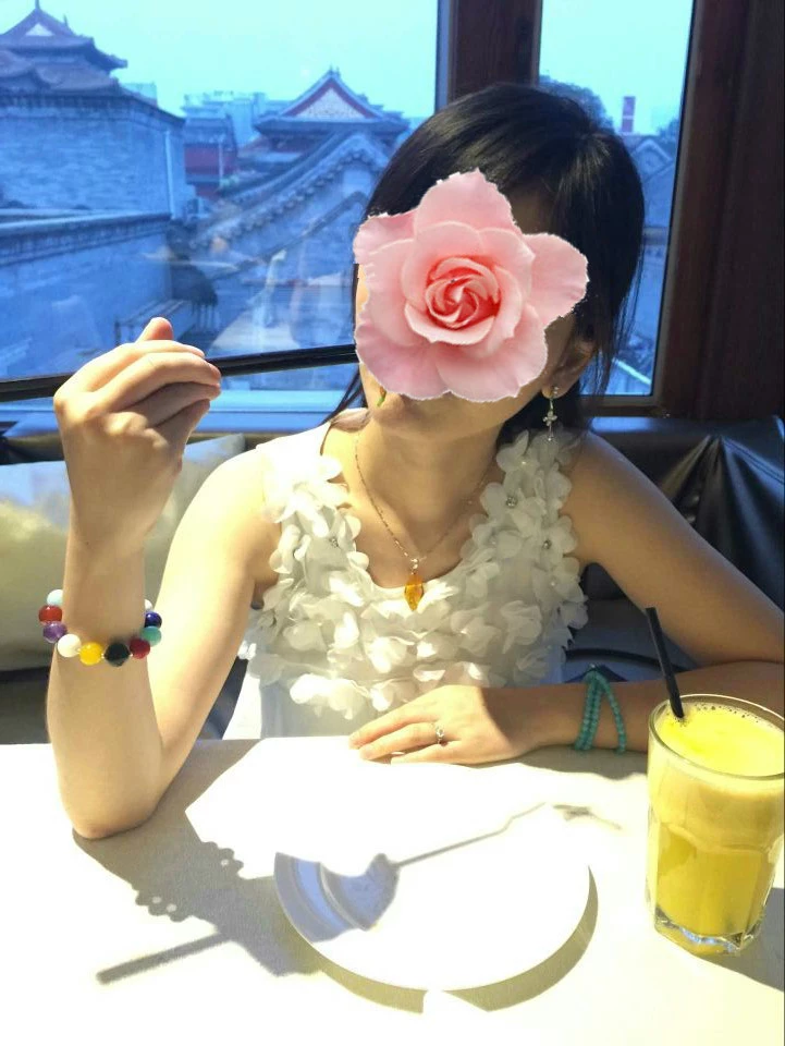 多次灌醉迷奸白嫩女少妇[26P]
