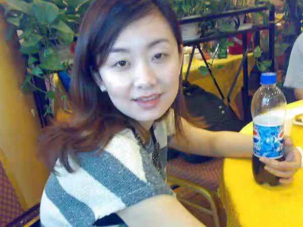 家居少妇露脸自拍[15P]
