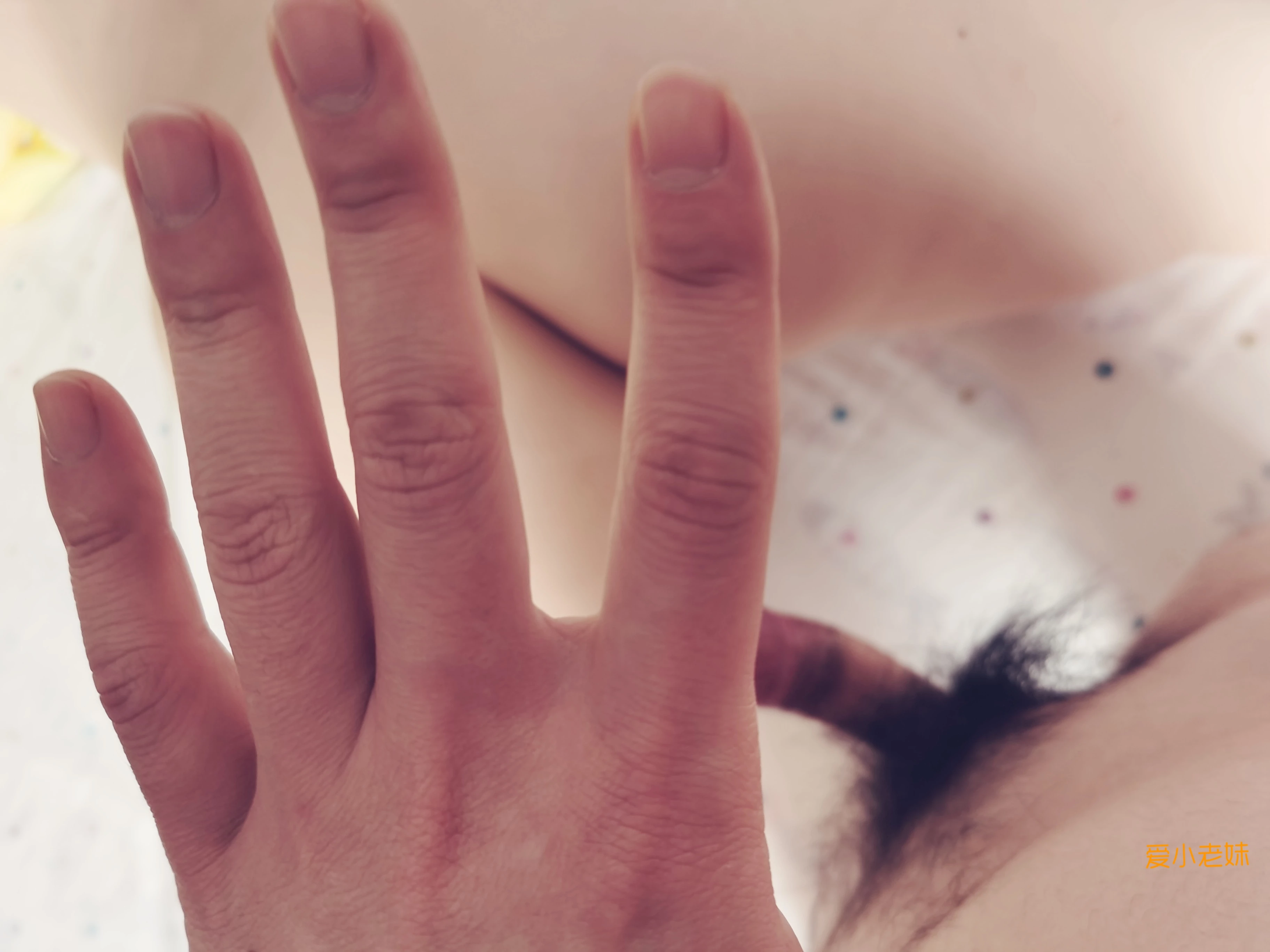 [原创]93年微胖骚女友，求评论，求侮辱[24P]