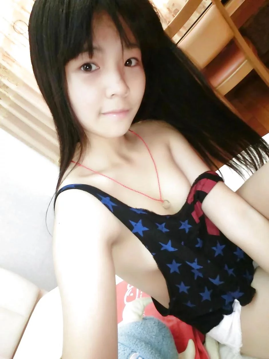 萝莉有三宝身娇体柔易推倒[17P]