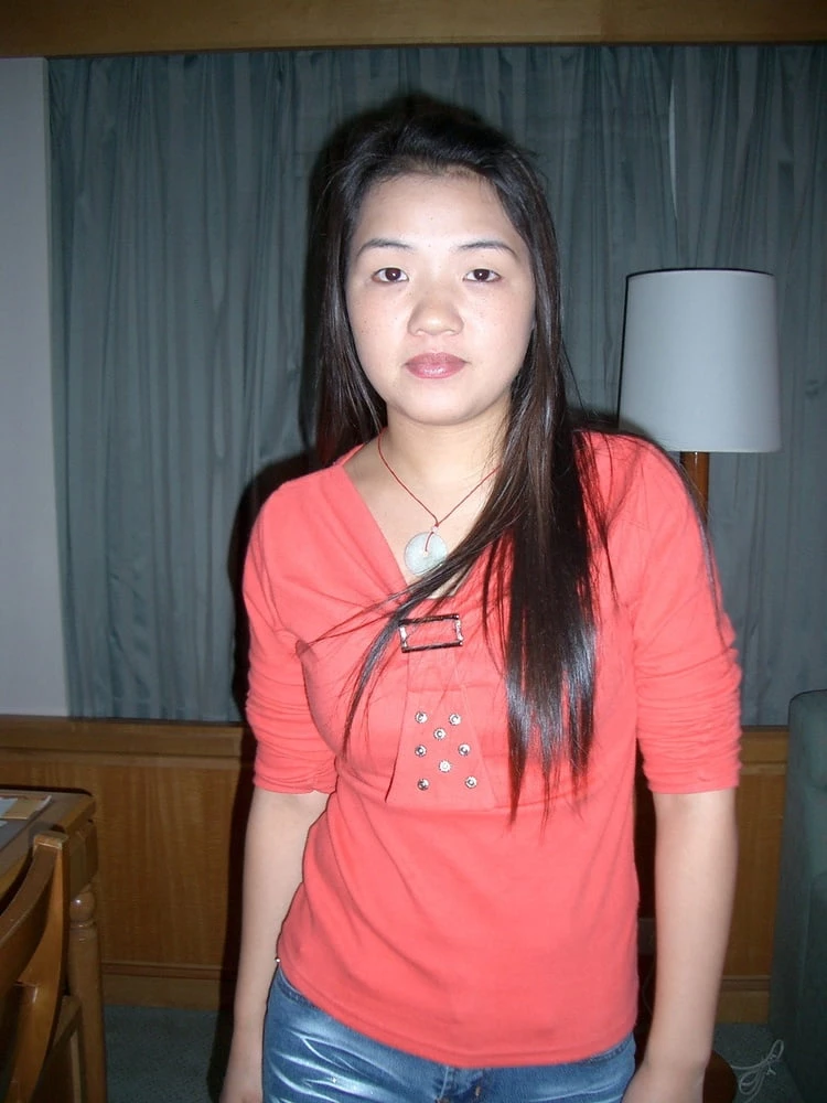 穿上衣服比脱光了好看的人妻[13P]