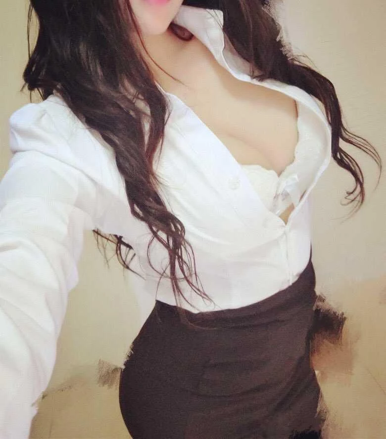 高级外围女超级大爆乳肥臀肥逼[12P]