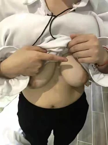 一碗面搞定水多的大奶少妇[15P]
