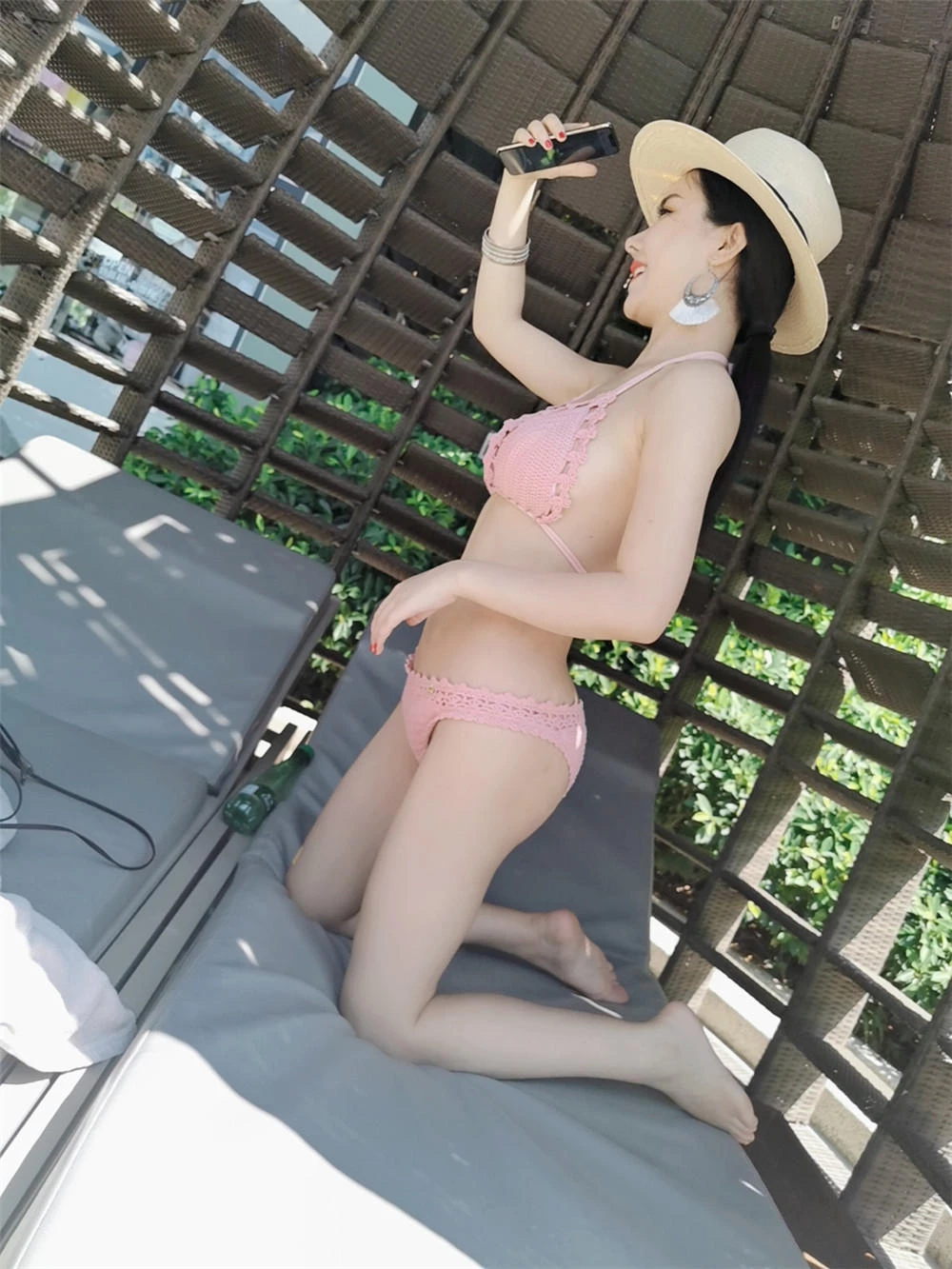 湖南妖娆妩媚御姐『见习女神』被土豪包养性感私拍合集[50P]