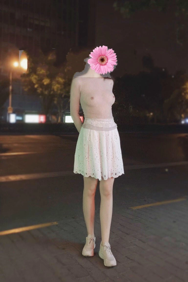 身穿透明装，出门勇敢闯[10P]