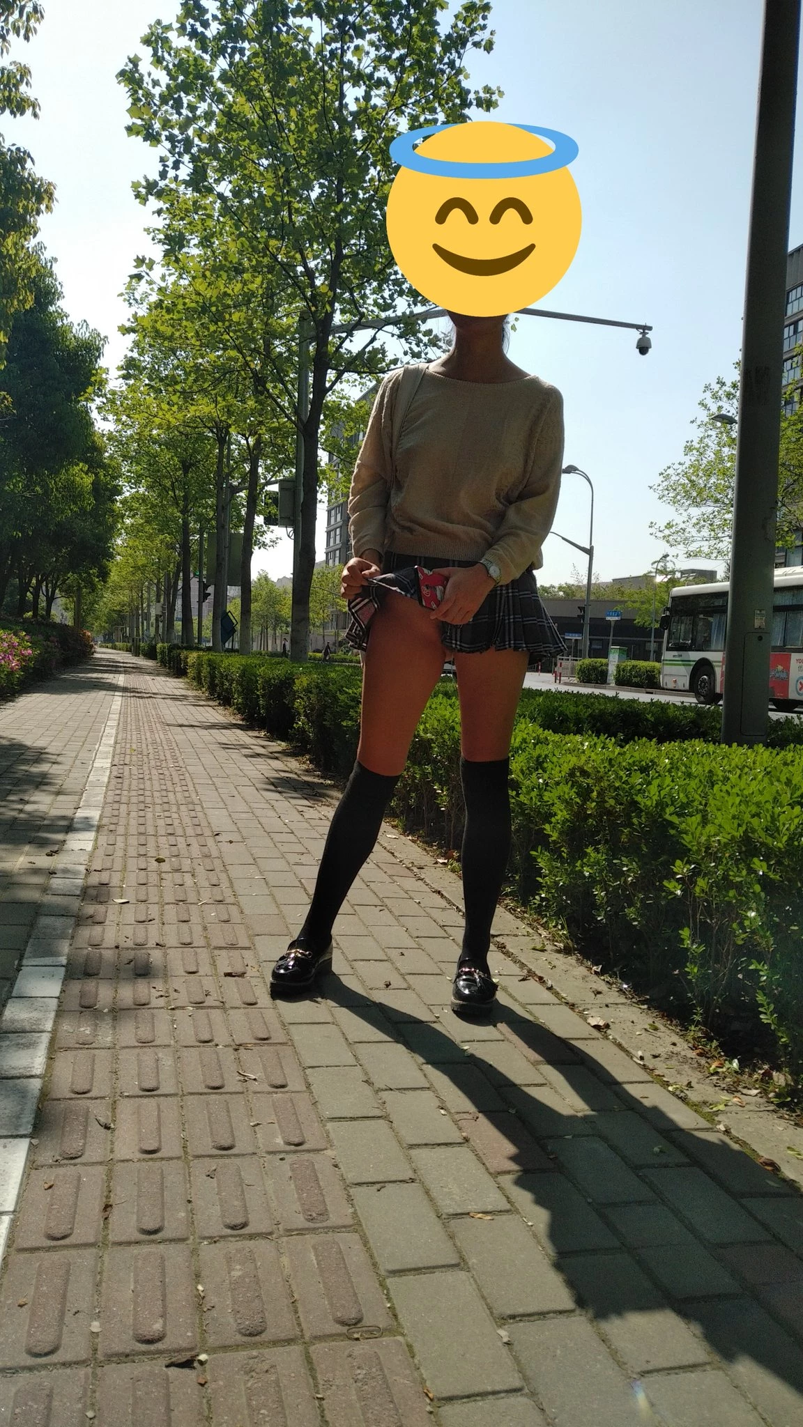 美丽的小屄漏起来[14P]