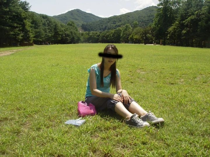 甜美可爱的小少妇[21P]