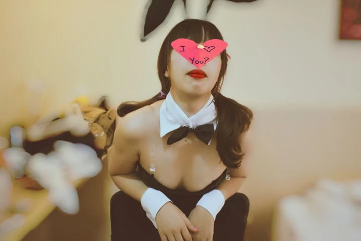 丝袜人妻的秘密约会[30P]