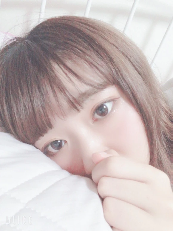 皮肤白皙，脱衣有肉[21P]