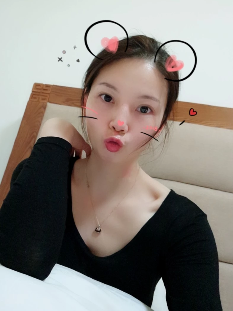 女神级别的模特自拍流出，她那美妙的肉体是多少男人的梦想[24P]