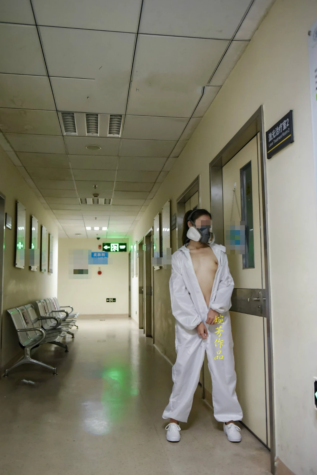 在医院～会有怎幺样的故事呢？因为是深夜，好像医院没有人哦～[33P]