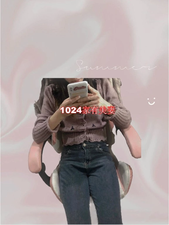 [原创][衣物认证]00后娇嫩小女友的卖逼日记，在民国时间可能是出了名的妓女！[13P]