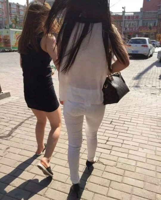 多年后还是怀念当时的女朋友[14P]