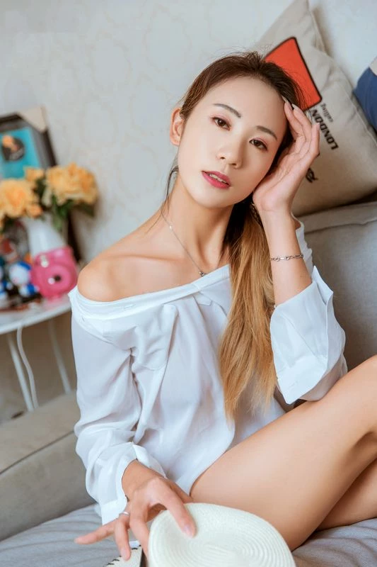 头条女神迷情女郎火儿裸行[32P]