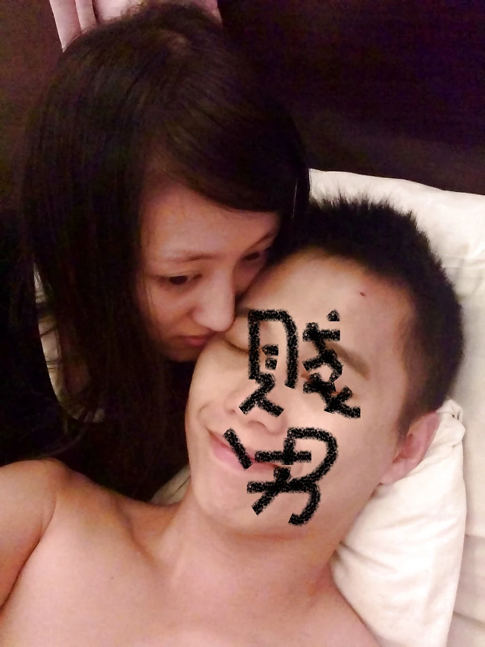又一个空姐泄露妹子挺漂亮的男的丑[30P]