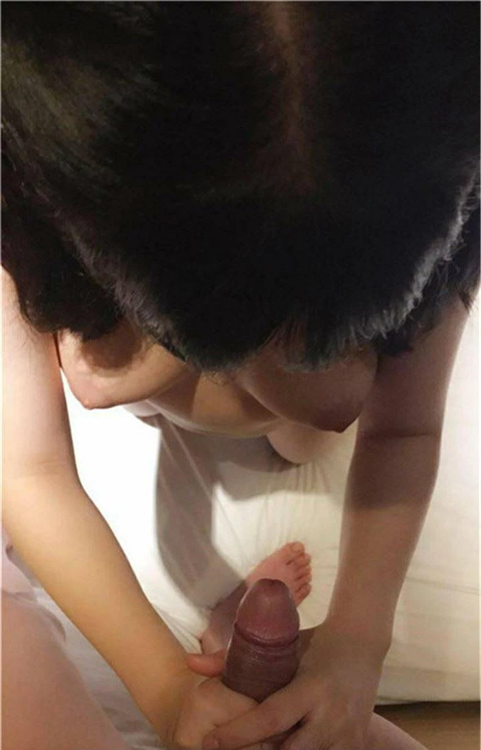 人妻的存在就是让人欣赏与玩弄的[18P]