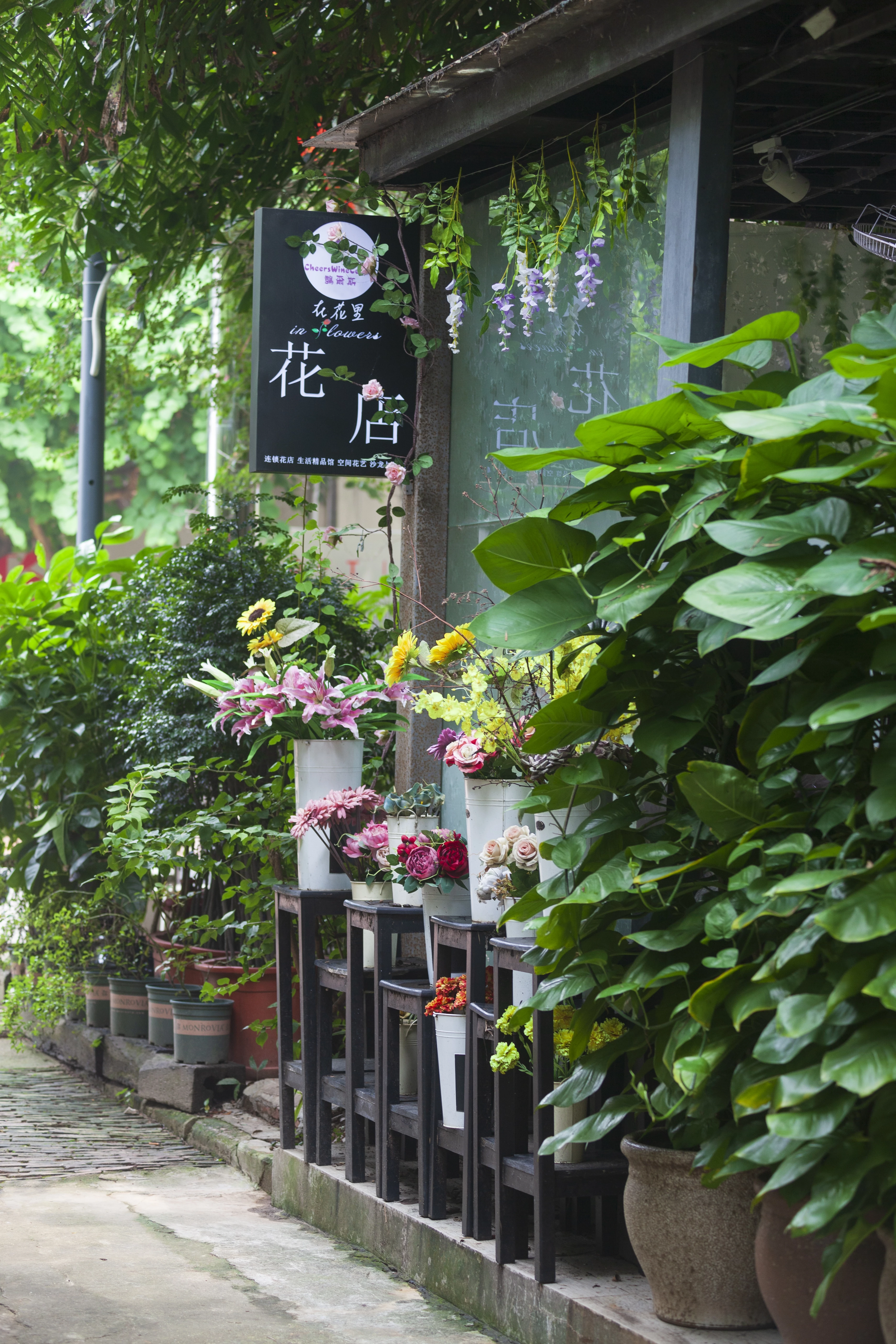 [原创]今天来介绍一下爱妻，在今后的时间里完成自己和娇妻的刺激挑战，并且招募一些志同道合的兄弟一起去完成。 [26P]