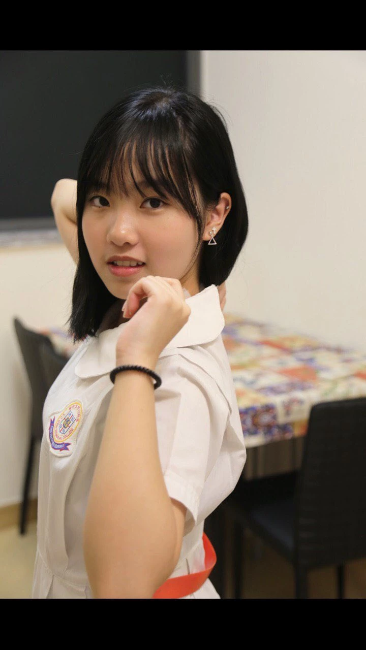 为了赚学费拼了[14P]
