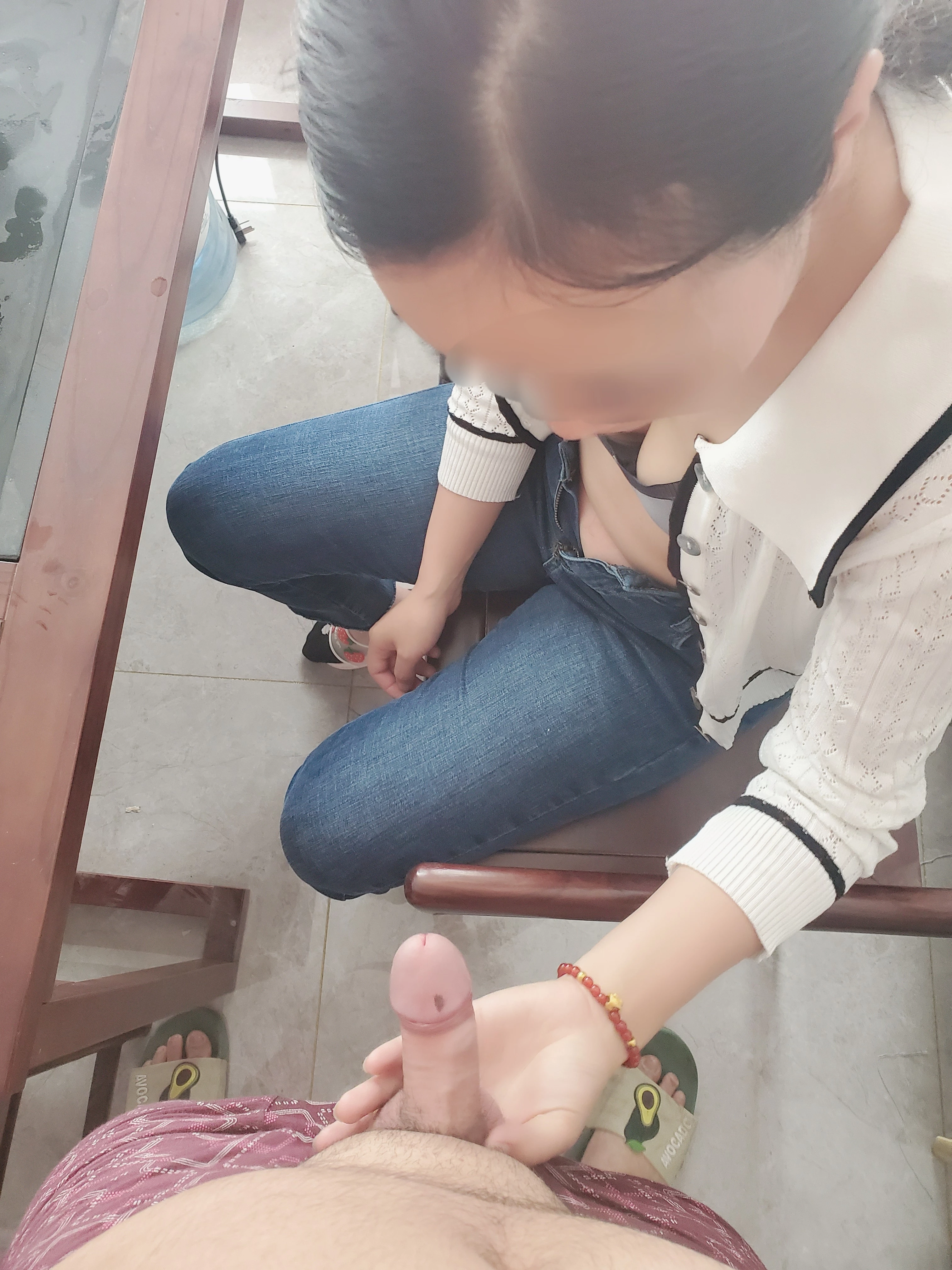 ［农二代原创］有验证--骚货喝完茶就各种浪，大白屁股惹人醉。各种姿势来一遍，最后来个颜射有动图［49P］