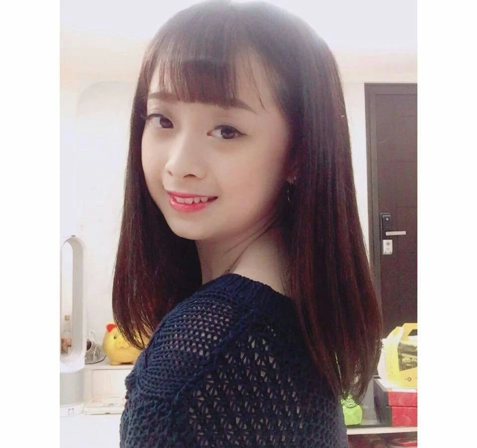 鲜嫩齐刘海女友[26P]