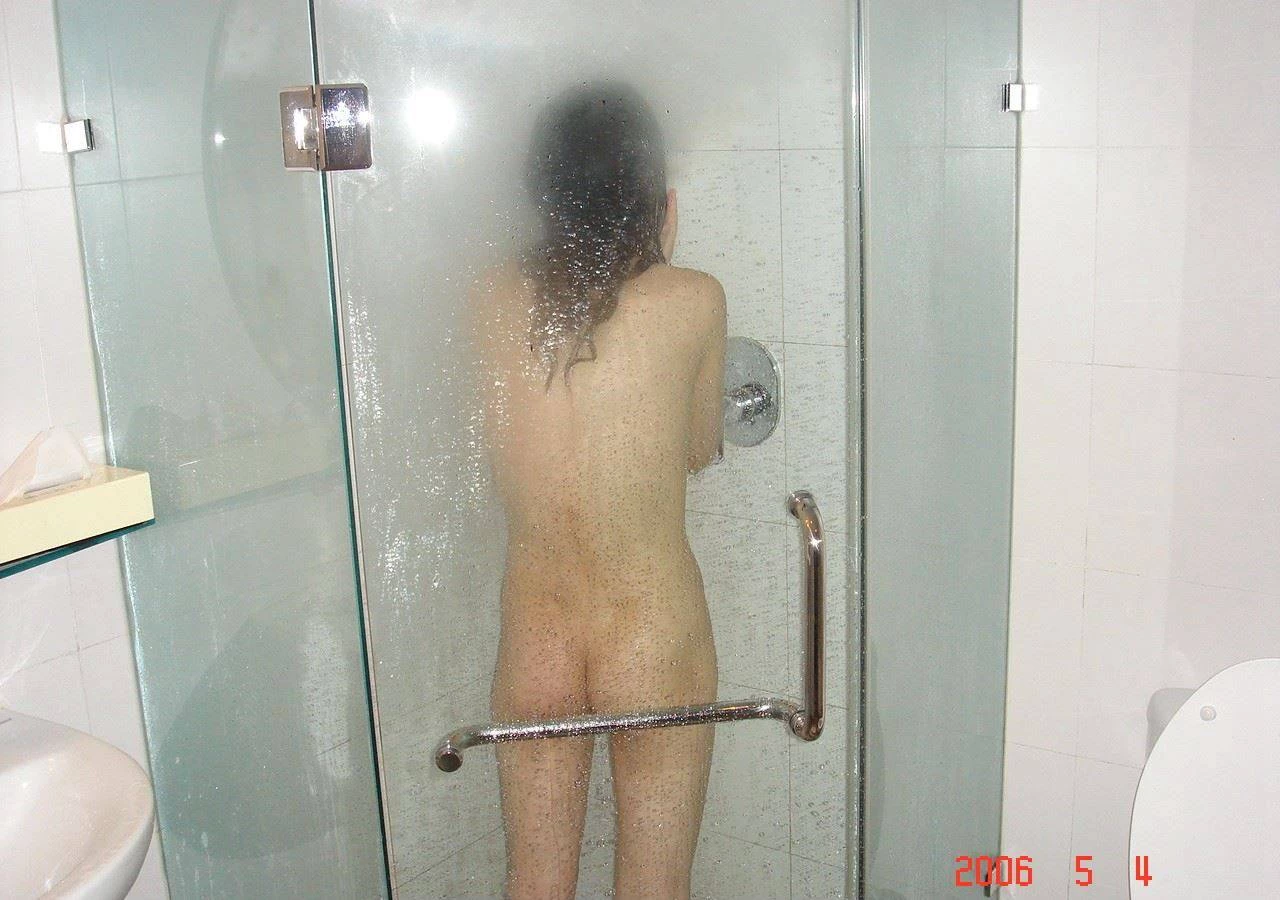 怀念那个没有美颜滤镜的时代[17P]