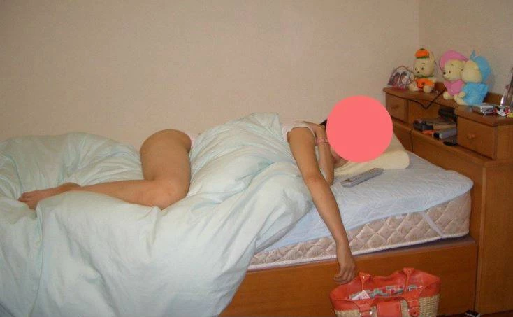 白虎女友粉嘟嘟[13P]