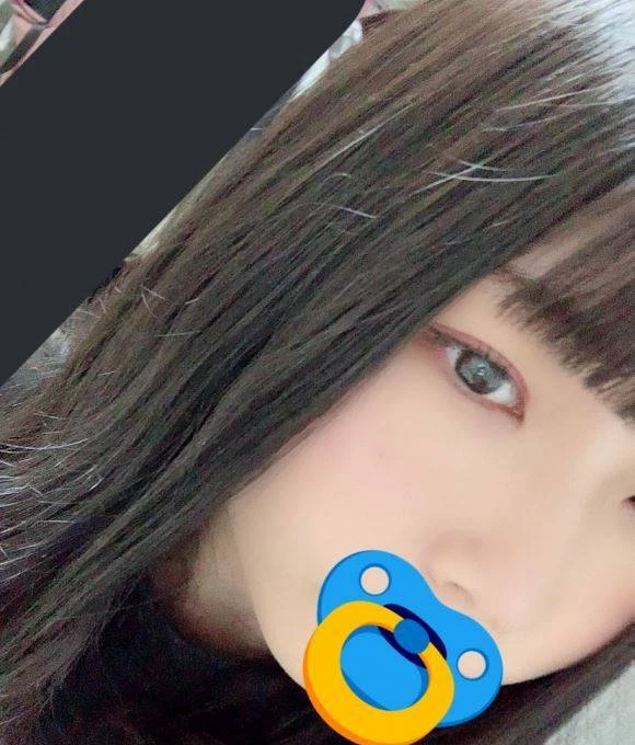 巨乳女大学生的鲜奶自拍[10P]