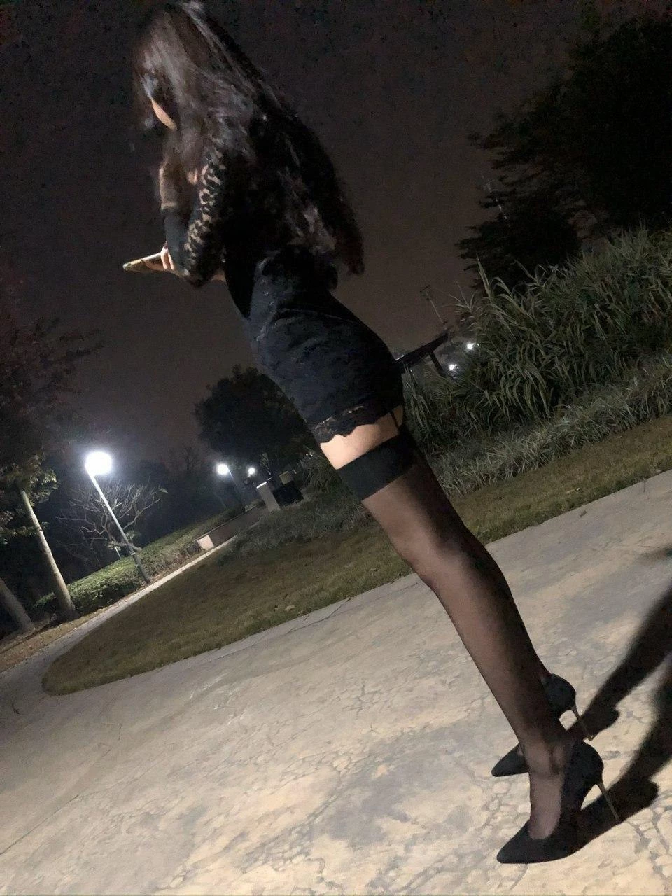 白富美小母狗[12P]