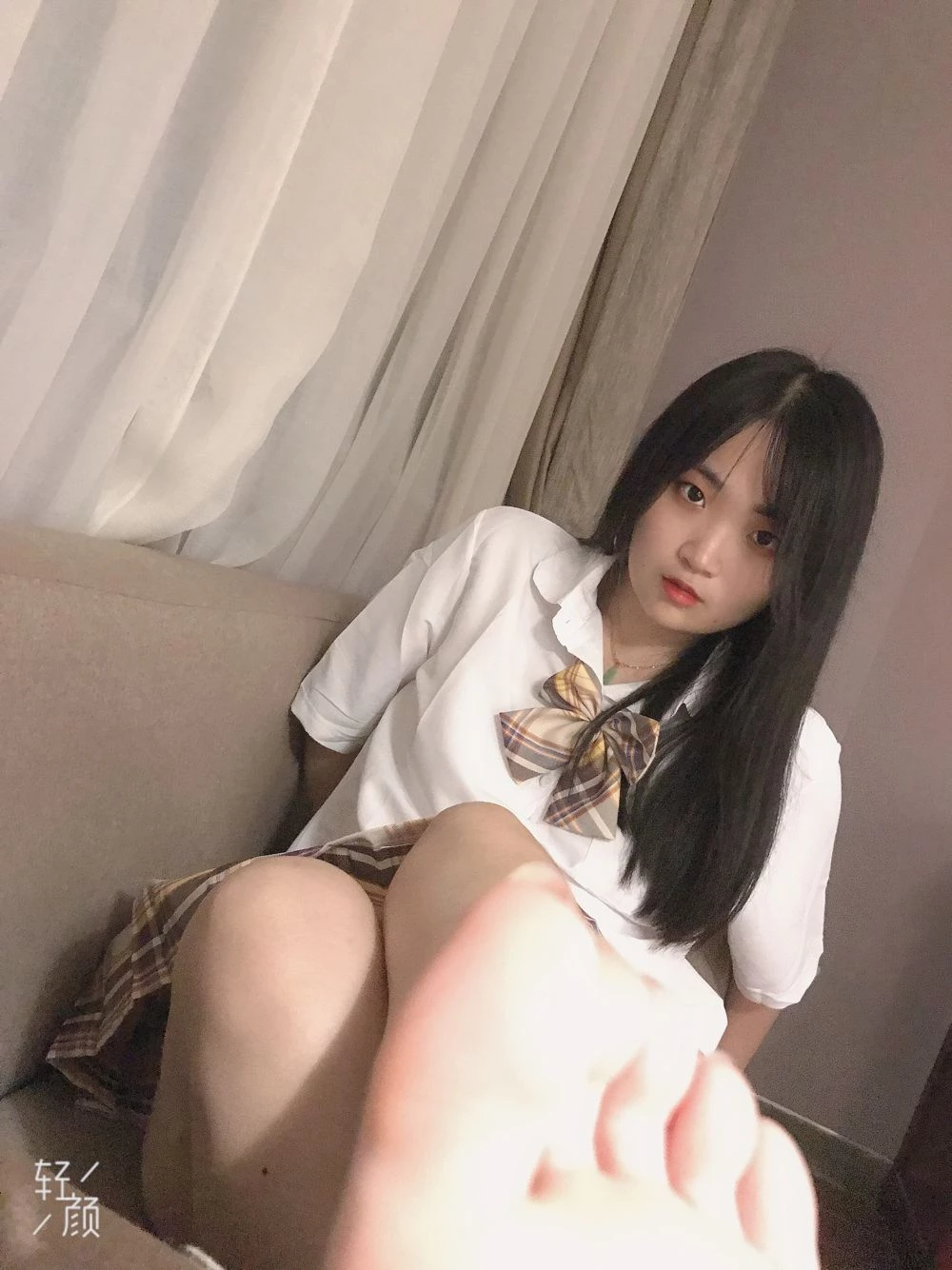 我的情人，脱光JK制服显露骚逼本性[10P]
