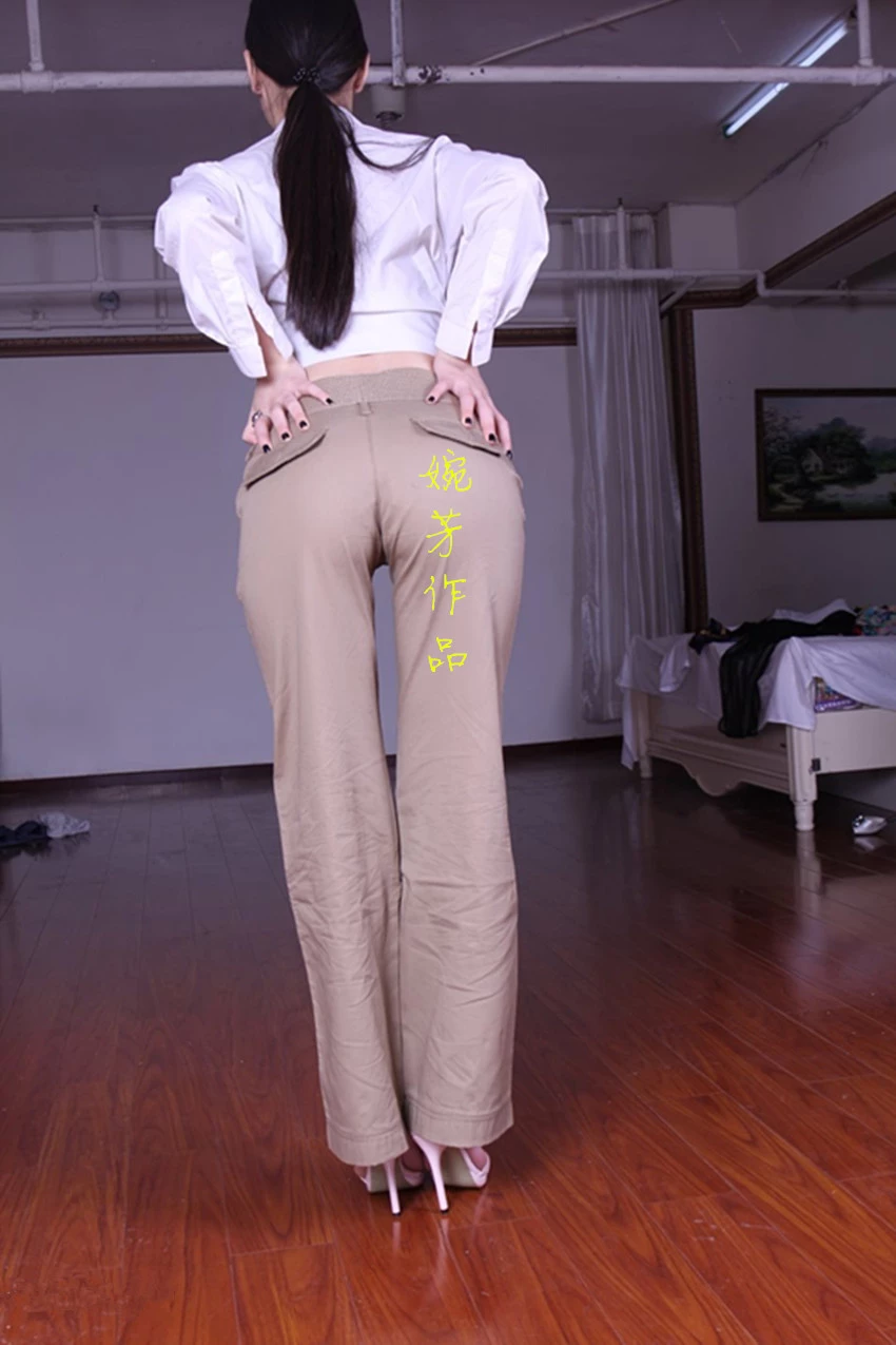 余生不长，找个舒服的女人慢慢变老吧。平素清冷孤高的老师内心渴望被调教支配的反差婊，[28P]