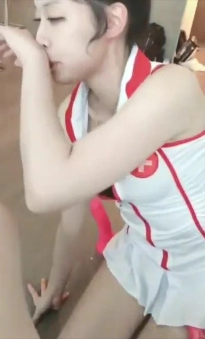 北师大健美操队队长激情露脸口交[10P]