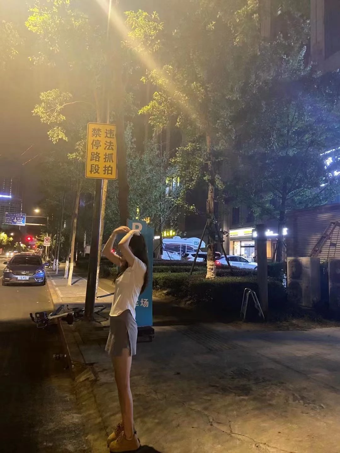 [原创][斯基小站]游客投稿，理工男有幸约到028极品大长腿小姐姐，可甜可咸，主动吃鸡，附生活照[28P]