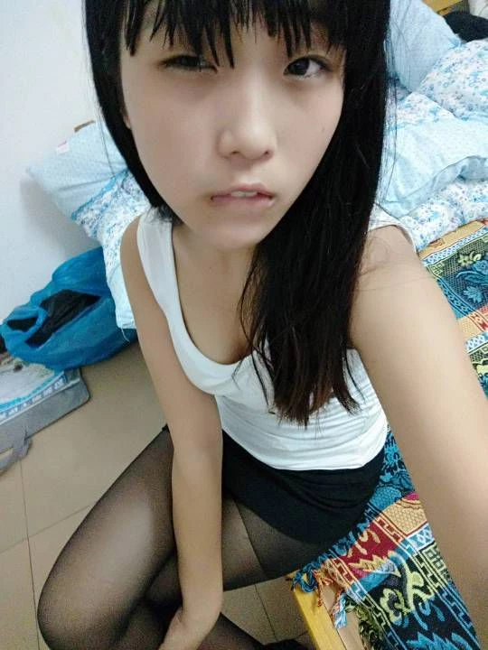 人前人后做爱照[10P]