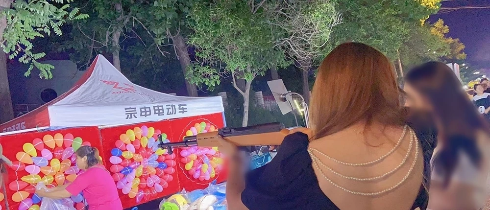 [原创]温柔的女友安静午休在舒服的床榻上（第一季）[21P]