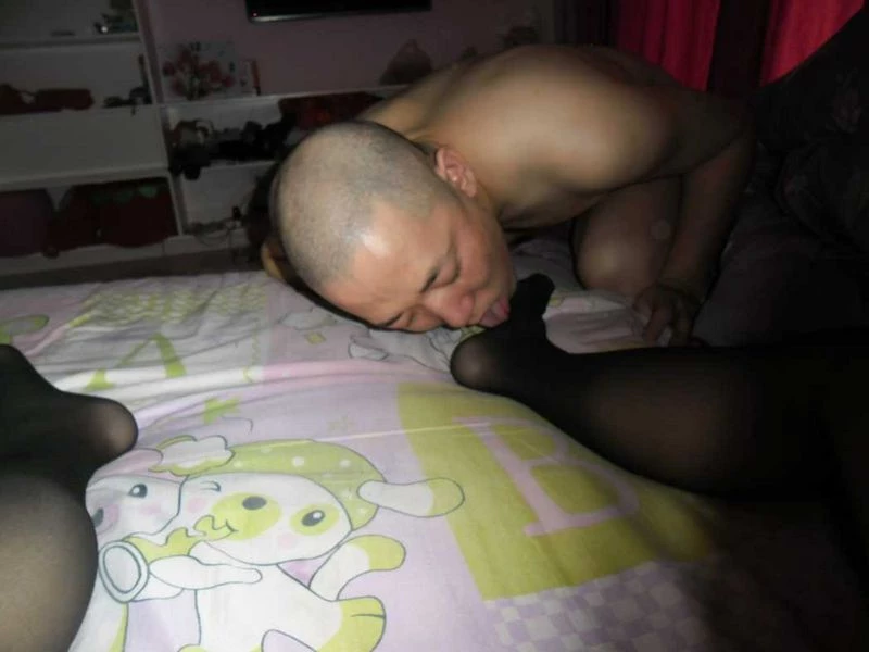 在床上无比的风骚[40P]