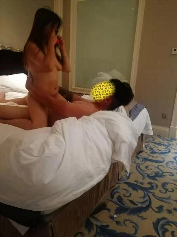 找个单男干我老婆骚逼[15P]