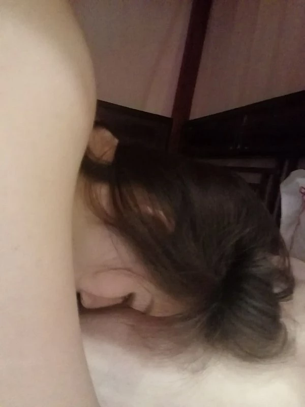 去到酒店结果是找了个丰乳肥臀[35P]