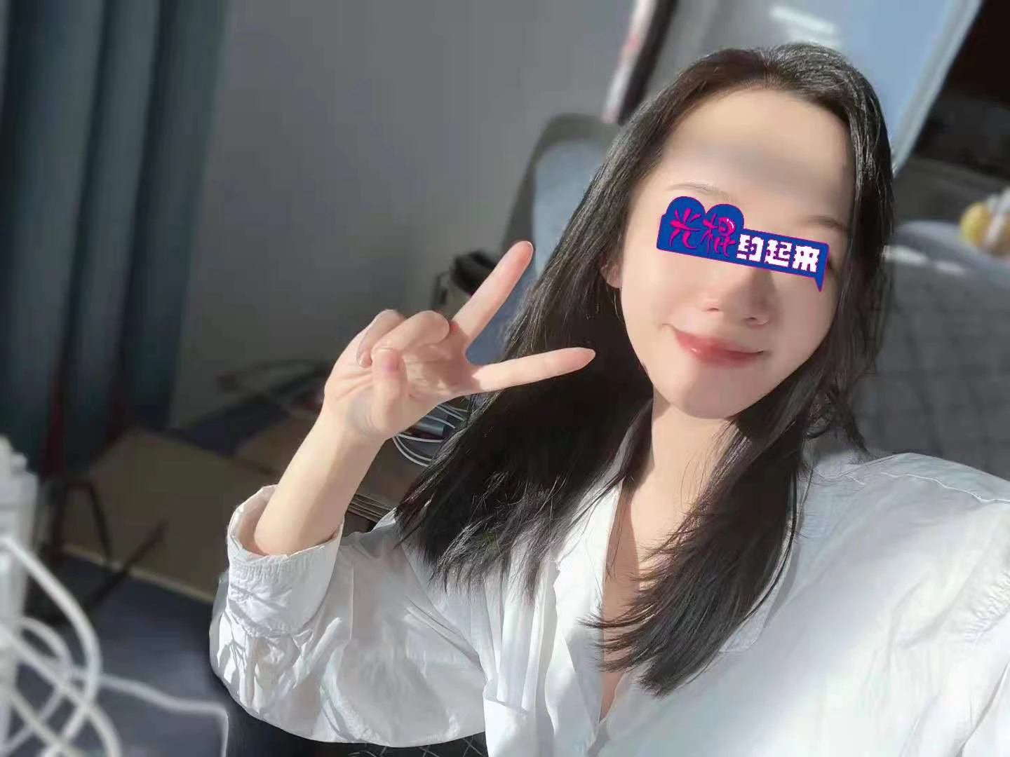 游客投稿，零零后的音乐系女大学生就是嫩，都说大学生活好，百闻不如一试，果然名不虚传。[37P]